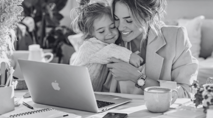 Online Business als Mama aufbauen kraftvoll trotz Vollzeitjob